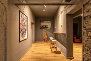 thumbnail: Interior entrance