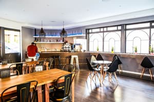 thumbnail: Bar (on property)
