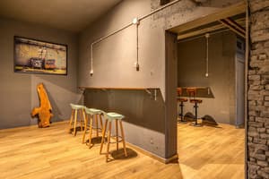 thumbnail: Interior