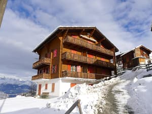 thumbnail: General view