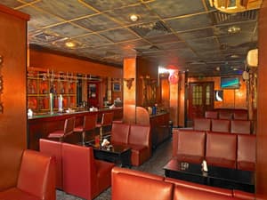 thumbnail: Bar (on property)