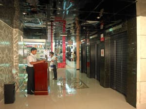 thumbnail: Interior entrance