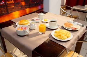 thumbnail: Breakfast area