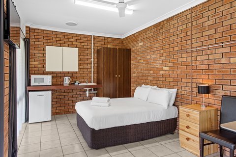 Economy Room Slps 2 (760) - Room