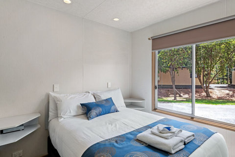 Superior 2BR Balcony Cabin Slps 5-6 (1120) - Room