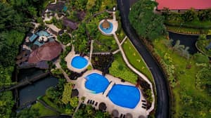 thumbnail: Bar (on property)