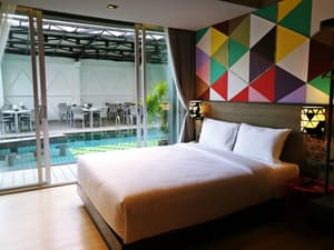 thumbnail: Room