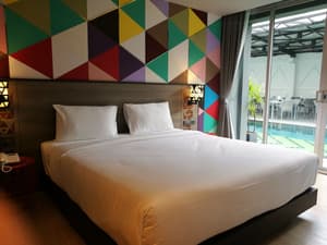 thumbnail: Room