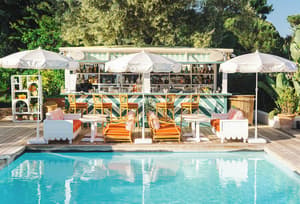 thumbnail: Poolside bar