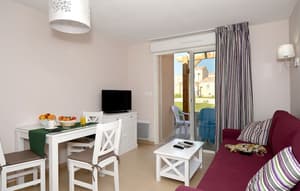 thumbnail: Living area