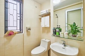 thumbnail: Bathroom