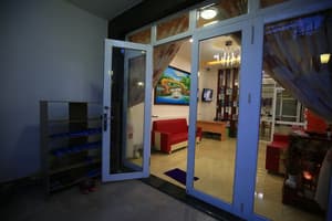 thumbnail: Interior entrance