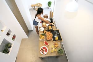 thumbnail: Breakfast area