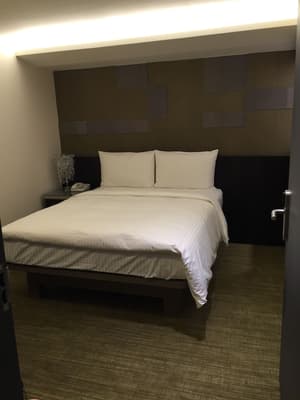 thumbnail: Room