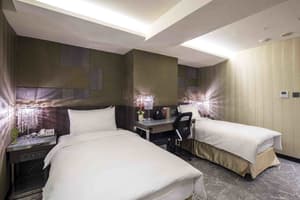 thumbnail: Room