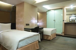 thumbnail: Room