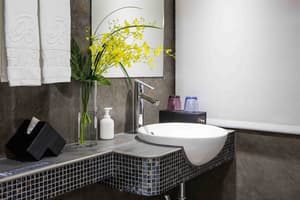 thumbnail: Bathroom