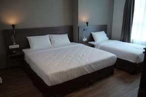 thumbnail: Room