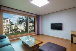 thumbnail: Room amenity