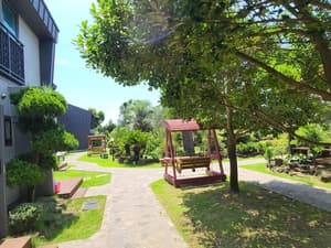 thumbnail: Exterior