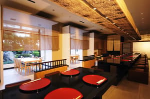 thumbnail: Restaurant