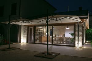 thumbnail: Exterior