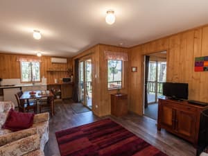 thumbnail: In-room dining