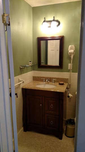thumbnail: Bathroom