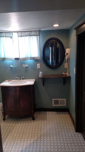 thumbnail: Bathroom