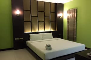 thumbnail: Room