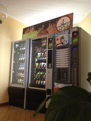 thumbnail: Vending machine