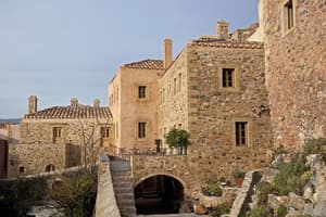 thumbnail: Exterior