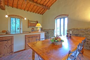 thumbnail: In-room dining