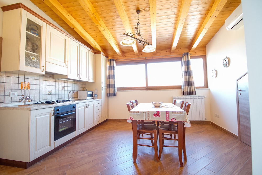 Restaurant-cafeteria