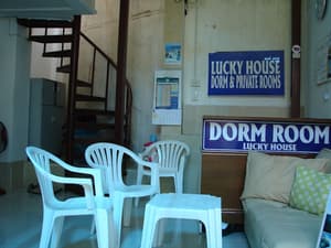 thumbnail: Lobby sitting area