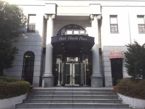 thumbnail: Property entrance