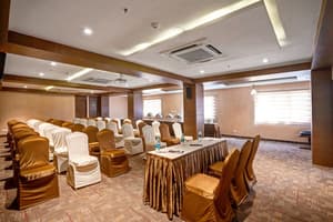 thumbnail: Banquet hall