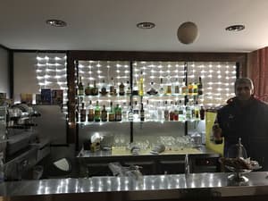 thumbnail: Bar (on property)