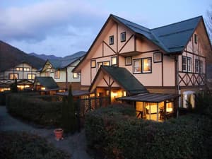 thumbnail: Exterior