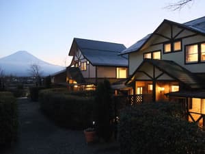 thumbnail: Exterior