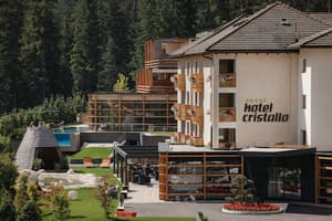 thumbnail: Exterior