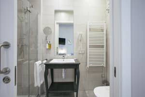 thumbnail: Bathroom
