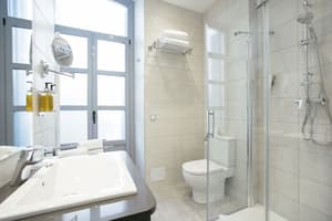 thumbnail: Bathroom