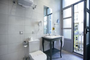 thumbnail: Bathroom