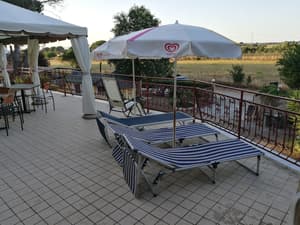 thumbnail: Terrace/patio