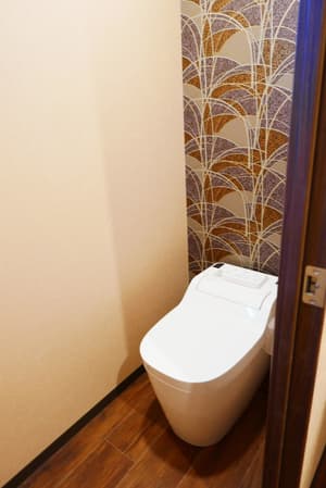 thumbnail: Bathroom amenities