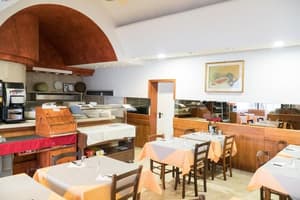 thumbnail: Restaurant