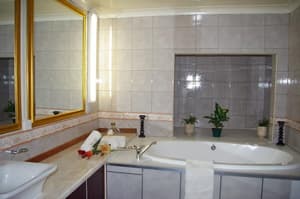 thumbnail: Bathroom sink