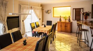 thumbnail: Interior
