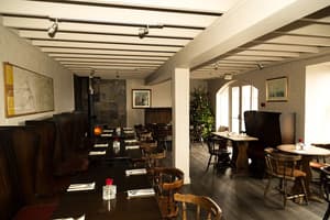 thumbnail: Restaurant